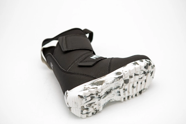 Nitro Rover Blk/Wht/Charcoal - EU30,5/MP190 