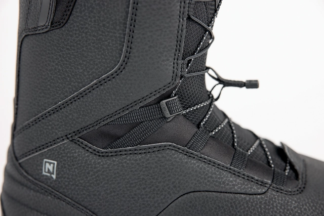 Nitro Venture TLS Black - EU40,5/MP265 