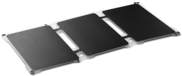 Pale Blue Approach 2 Solar Panel 21W Triple, w/bungee & storage case 
