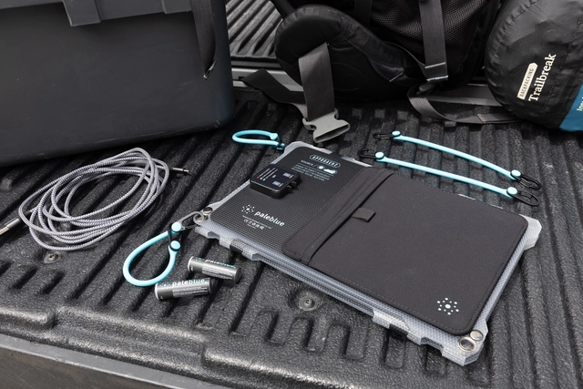 Pale Blue Approach 1 Solar Panel 7W Single, w/Grip Cords 