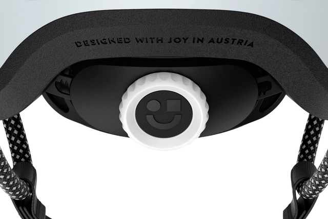 Woom Helmet 3.0 Light Grey M 