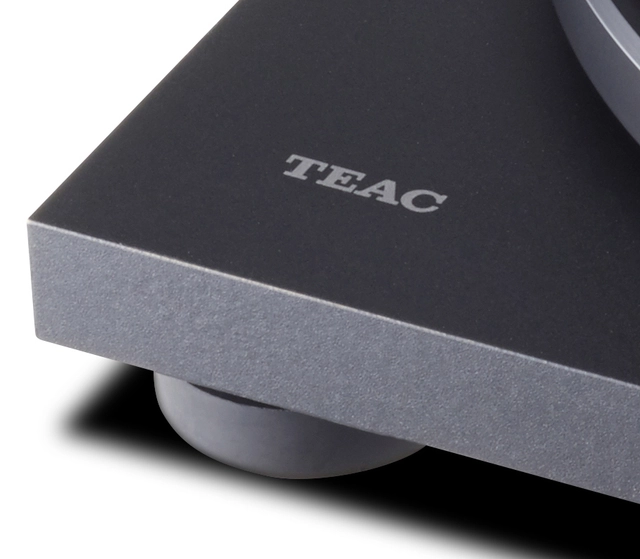 TEAC TN-280BT-A3 Bluetooth Turntable Black 