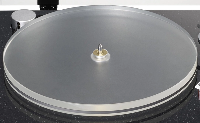 TEAC TN-5BB-M/B Balanced Turntable 