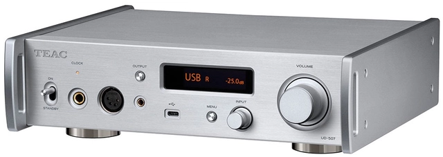 TEAC UD-507 USB DAC/Preamp/Headphone Amp Silver 