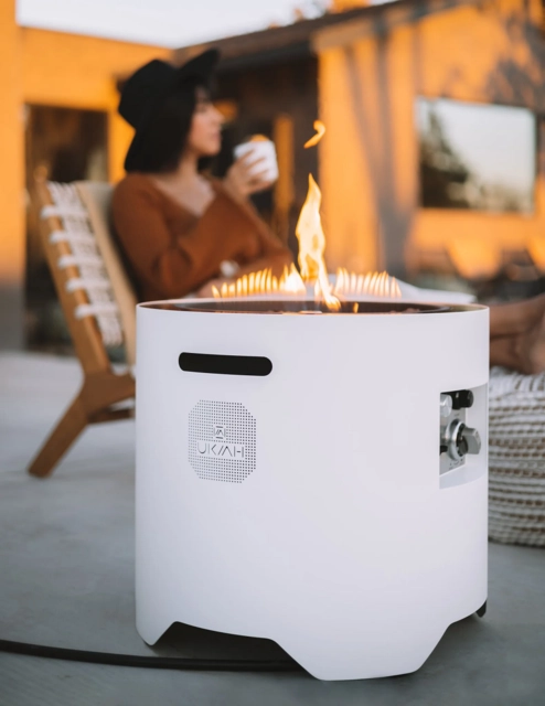 Ukiah Voyager White with regulator For Sweden 